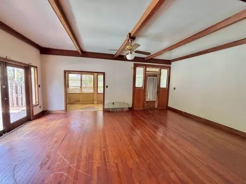 Living - 41 Saragossa St, Saint Augustine, FL 32084 photo 4 of 4