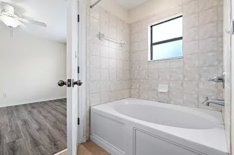 Bath - 5 Rachel Ct, Saint Augustine, FL 32080 photo 4 of 5