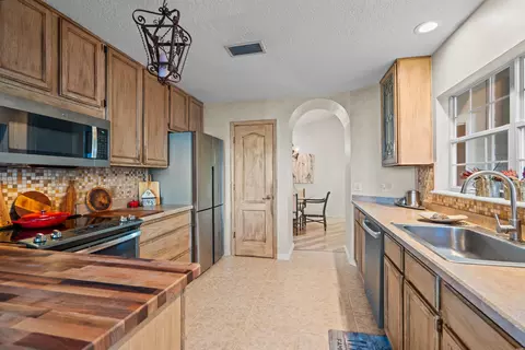 Kitchen - 9244 July Ln, Saint Augustine, FL 32080 photo 2 of 4