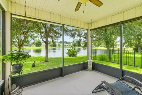 Exterior - 231 Sunshine Dr, Saint Augustine, FL 32086 photo 3 of 5