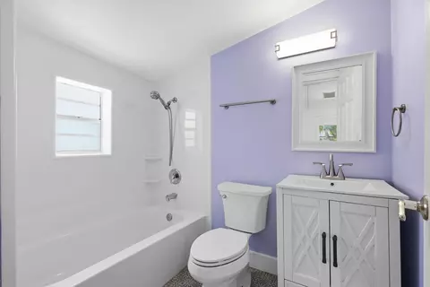 Bath - 348 Charlotte St, Saint Augustine, FL 32084 photo 1 of 6
