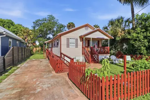 Exterior - 148 M L King Ave, Saint Augustine, FL 32084 photo 3 of 11