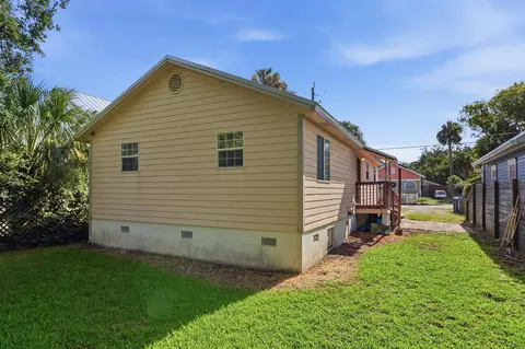 Exterior - 148 M L King Ave, Saint Augustine, FL 32084 photo 8 of 11