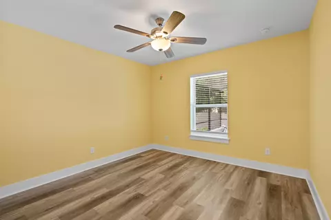 Bedroom - 907 Queen Rd, Saint Augustine, FL 32086 photo 5 of 7