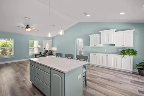 Other - 907 Queen Rd, Saint Augustine, FL 32086 photo 3 of 13