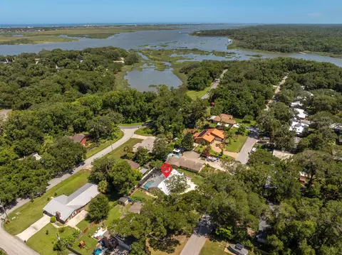 View/Area - 907 Queen Rd, Saint Augustine, FL 32086 photo 3 of 28