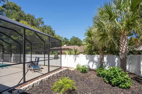 Exterior - 907 Queen Rd, Saint Augustine, FL 32086 photo 13 of 13
