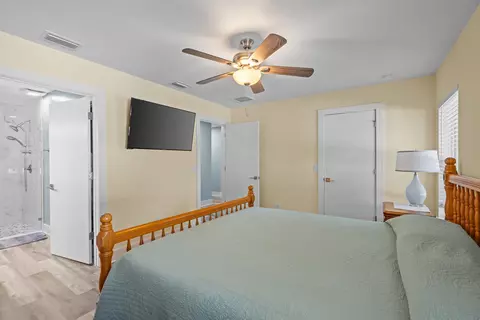 Bedroom - 907 Queen Rd, Saint Augustine, FL 32086 photo 3 of 7