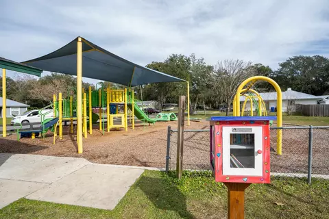 View/Area - 907 Queen Rd, Saint Augustine, FL 32086 photo 12 of 28