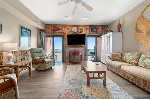 Living - 8814 A1a S, Saint Augustine, FL 32080 photo 1 of 4
