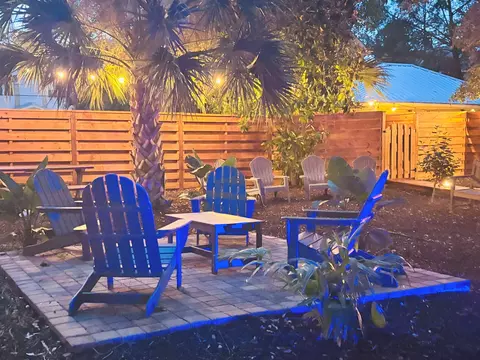 Exterior - 16 Mulvey St, Saint Augustine, FL 32084 photo 7 of 9