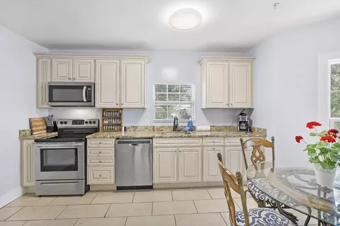 Kitchen - 16 Mulvey St, Saint Augustine, FL 32084 photo 4 of 7