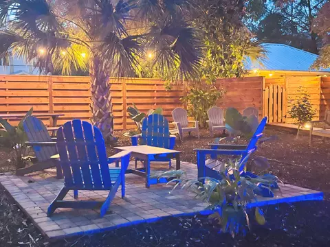 Exterior - 16 Mulvey St, Saint Augustine, FL 32084 photo 7 of 9