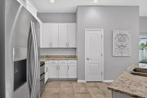 Kitchen - 85 Amia Dr, Saint Augustine, FL 32086 photo 4 of 4