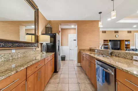 Kitchen - 1010 Bella Vista Blvd #108, Saint Augustine, FL 32084 photo 4 of 4