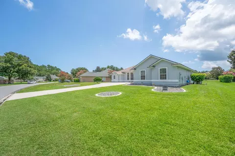 Exterior - 212 Whisper Ridge Dr, Saint Augustine, FL 32092 photo 12 of 14