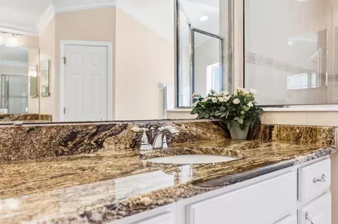 Bath - 212 Whisper Ridge Dr, Saint Augustine, FL 32092 photo 5 of 9