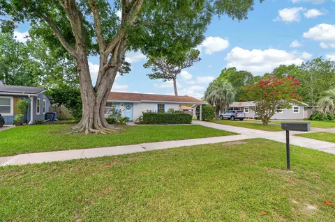 Exterior - 217 Cotorro Ln, Saint Augustine, FL 32086 photo 10 of 14