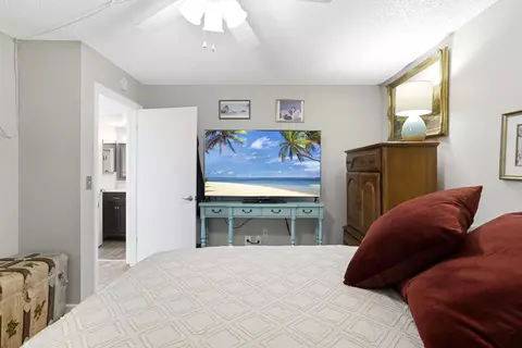 Bedroom - 111 S Atlantic Ave #702, Ormond Beach, FL 32176 photo 4 of 4