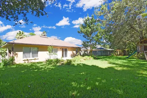 Exterior - 249 Cacique Dr, Saint Augustine, FL 32086 photo 5 of 9