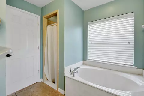 Bath - 249 Cacique Dr, Saint Augustine, FL 32086 photo 1 of 3
