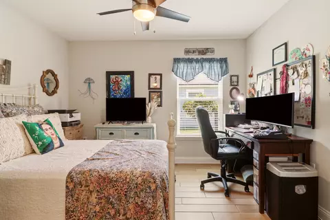Bedroom - 216 Lost Lake Dr, Saint Augustine, FL 32086 photo 8 of 9