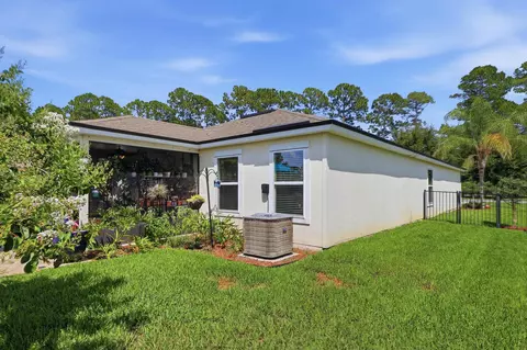 Exterior - 216 Lost Lake Dr, Saint Augustine, FL 32086 photo 8 of 11