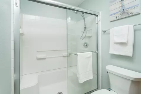 Bath - 15 Islander Cir, Saint Augustine, FL 32080 photo 4 of 4