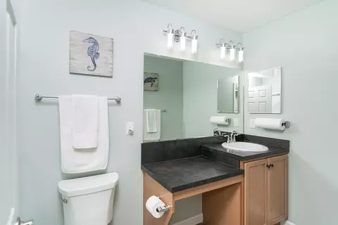 Bath - 15 Islander Cir, Saint Augustine, FL 32080 photo 1 of 4
