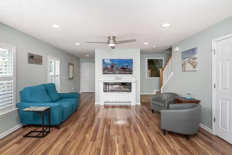 Living - 15 Islander Cir, Saint Augustine, FL 32080 photo 1 of 3