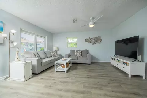 Living - 1 Amberjack Ln, Saint Augustine Beach, FL 32080 photo 1 of 1