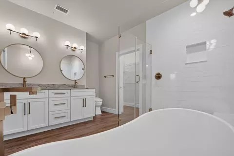 Bath - 159 Sunset Cir, Saint Augustine, FL 32080 photo 11 of 12