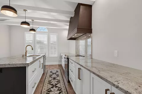 Kitchen - 159 Sunset Cir, Saint Augustine, FL 32080 photo 5 of 5