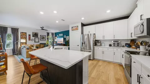 Kitchen - 80 Falcon Ridge Rd, Saint Augustine, FL 32084 photo 4 of 9