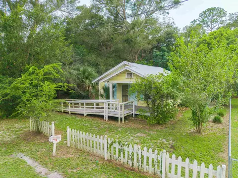 Exterior - 1555 Spring St, Saint Augustine, FL 32084 photo 2 of 12