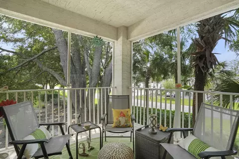 Exterior - 511 Augusta Cir, Saint Augustine, FL 32086 photo 1 of 4