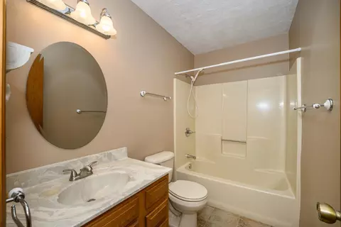 Bath - 107 Jupiter Rd, Saint Augustine, FL 32086 photo 3 of 4