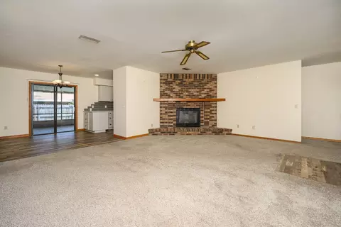 Living - 107 Jupiter Rd, Saint Augustine, FL 32086 photo 2 of 4