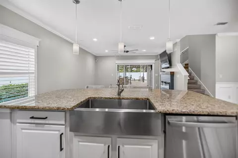 Kitchen - 285 Palazzo Cir, Saint Augustine, FL 32092 photo 3 of 5