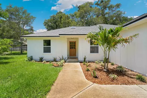 Exterior - 620 Queen Rd, Saint Augustine, FL 32086 photo 7 of 7