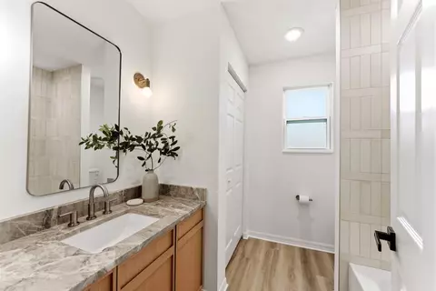 Bath - 620 Queen Rd, Saint Augustine, FL 32086 photo 4 of 5