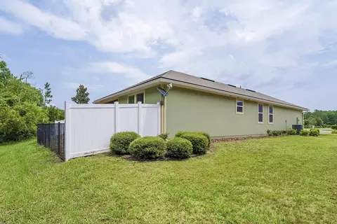 Exterior - 132 Monroe Ave, Saint Augustine, FL 32086 photo 16 of 20