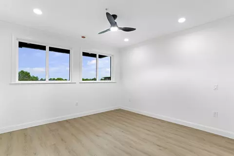 Bedroom - 304 Arricola Ave, Saint Augustine, FL 32080 photo 1 of 6