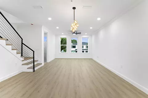 Living - 304 Arricola Ave, Saint Augustine, FL 32080 photo 1 of 3