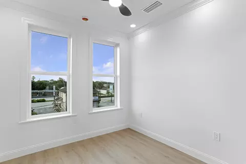 Bedroom - 304 Arricola Ave, Saint Augustine, FL 32080 photo 3 of 6