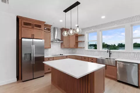 Kitchen - 306 Arricola Ave, Saint Augustine, FL 32080 photo 2 of 4