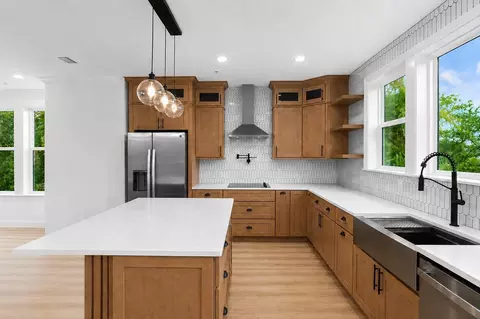 Kitchen - 306 Arricola Ave, Saint Augustine, FL 32080 photo 3 of 4