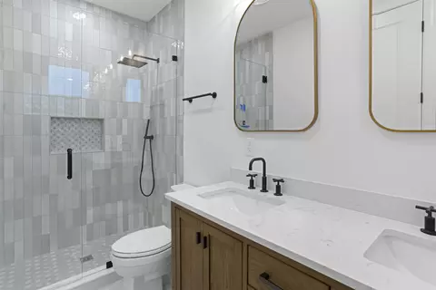Bath - 306 Arricola Ave, Saint Augustine, FL 32080 photo 2 of 5