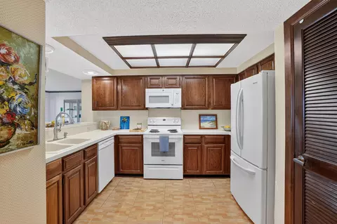 Kitchen - 6170 A1a S, Saint Augustine Beach, FL 32080 photo 3 of 5