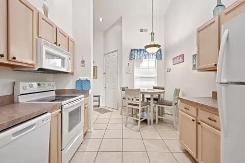 Kitchen - 1509 Carnoustie Ct, Saint Augustine, FL 32086 photo 3 of 3